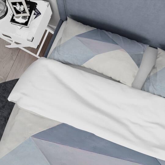 Designart 'Purple Geometric Bridge II' Geometric Bedding Set
